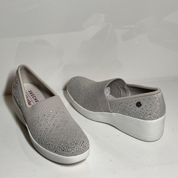Martha Stewart x Reflections Pier-Lite Vegan Sparkle Slip On - Picture 2 of 6
